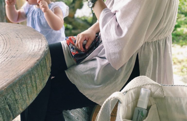 子どもの虫刺され対策、どうしてますか? お肌に優しい虫よけミスト。